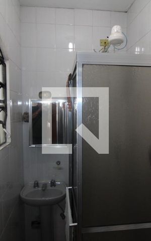 Casa para alugar com 150m², 3 quartos e 3 vagasBanheiro 2