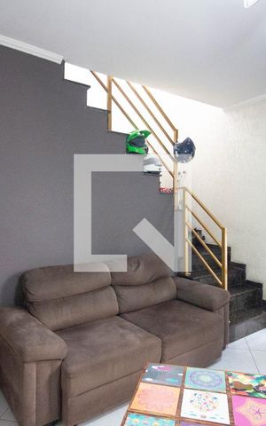 Casa de condomínio à venda com 73m², 2 quartos e 1 vaga Casa de condomínio à venda com 73m², 2 quartos e 1 vagaSala