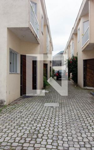Casa de condomínio à venda com 73m², 2 quartos e 1 vaga Casa de condomínio à venda com 73m², 2 quartos e 1 vagaÁrea Externa