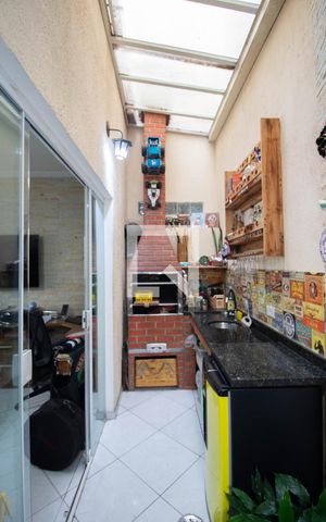 Casa de condomínio à venda com 73m², 2 quartos e 1 vaga Casa de condomínio à venda com 73m², 2 quartos e 1 vagaCozinha e Área de Serviço
