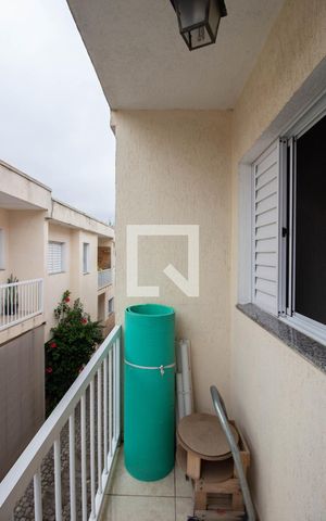 Casa de condomínio à venda com 73m², 2 quartos e 1 vaga Casa de condomínio à venda com 73m², 2 quartos e 1 vagaSacada