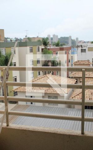Apartamento para alugar com 60m², 2 quartos e sem vagaVaranda