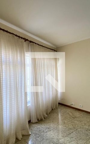 Casa para alugar com 156m², 3 quartos e 2 vagas Casa para alugar com 156m², 3 quartos e 2 vagasSala