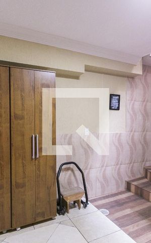 Casa para alugar com 180m², 3 quartos e 5 vagas Casa para alugar com 180m², 3 quartos e 5 vagasGaragem