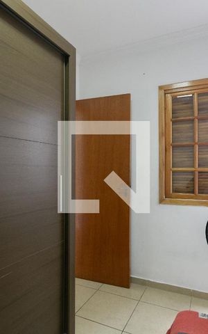 Casa para alugar com 180m², 3 quartos e 5 vagas Casa para alugar com 180m², 3 quartos e 5 vagasQuarto 1