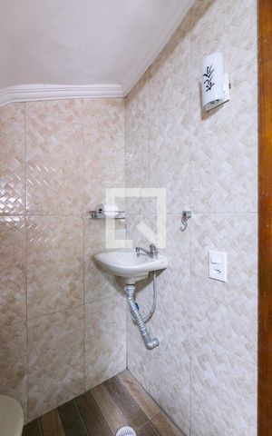 Casa para alugar com 180m², 3 quartos e 5 vagas Casa para alugar com 180m², 3 quartos e 5 vagasLavabo 2