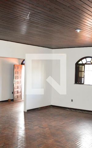 Casa para alugar com 185m², 2 quartos e 1 vagaSala