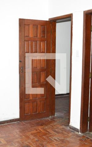Casa para alugar com 185m², 2 quartos e 1 vagaQuarto 2 com banheiro