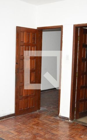 Casa para alugar com 185m², 2 quartos e 1 vagaQuarto 2 com banheiro