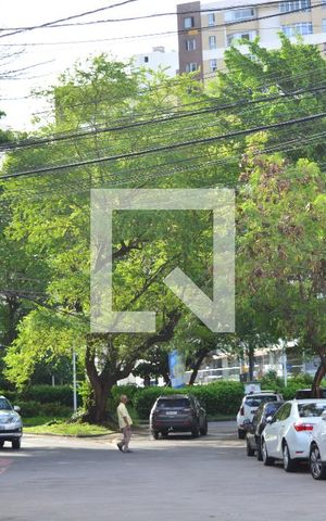 Casa para alugar com 185m², 2 quartos e 1 vagaRua arborizada