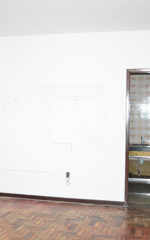 Casa para alugar com 185m², 2 quartos e 1 vagaQuarto 1 com banheiro