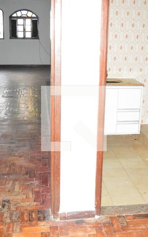 Casa para alugar com 185m², 2 quartos e 1 vagaQuarto 2 com banheiro