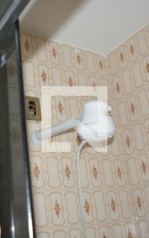 Casa para alugar com 185m², 2 quartos e 1 vagaQuarto 2 com banheiro