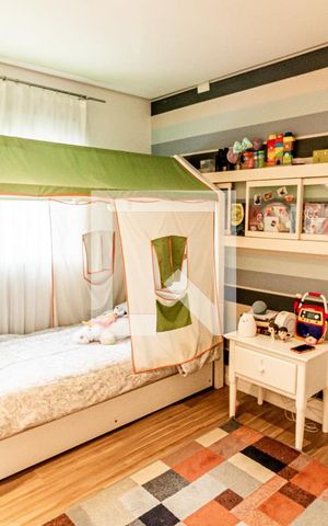 Apartamento à venda com 180m², 4 quartos e 3 vagas Apartamento à venda com 180m², 4 quartos e 3 vagasQuarto 2