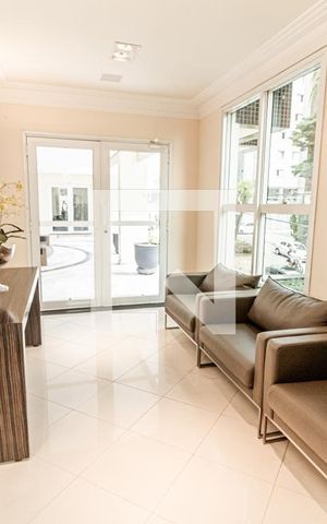 Apartamento à venda com 180m², 4 quartos e 3 vagas Apartamento à venda com 180m², 4 quartos e 3 vagasÁrea comum - Salão de festas