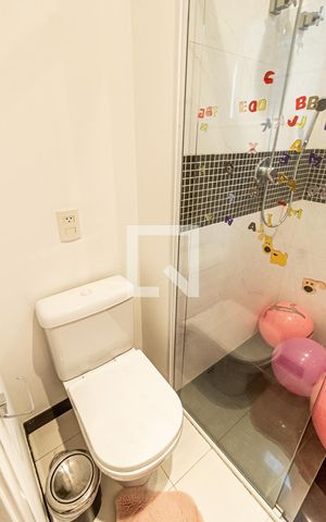 Apartamento à venda com 180m², 4 quartos e 3 vagas Apartamento à venda com 180m², 4 quartos e 3 vagasBanheiro 3