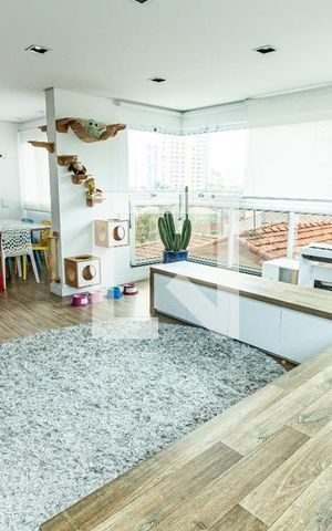 Apartamento à venda com 180m², 4 quartos e 3 vagas Apartamento à venda com 180m², 4 quartos e 3 vagasSala