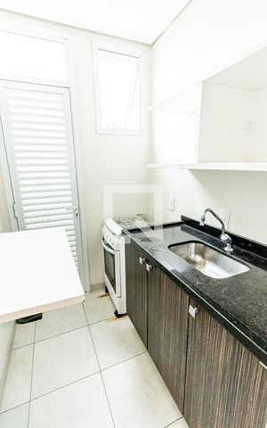 Apartamento à venda com 180m², 4 quartos e 3 vagas Apartamento à venda com 180m², 4 quartos e 3 vagasÁrea comum - Salão de festas