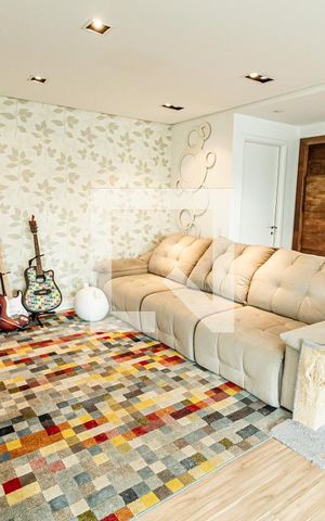 Apartamento à venda com 180m², 4 quartos e 3 vagas Apartamento à venda com 180m², 4 quartos e 3 vagasSala