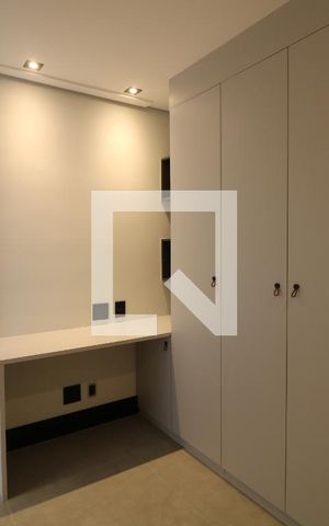 Apartamento à venda com 45m², 2 quartos e 1 vagaQuarto