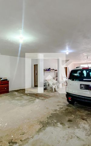 Casa à venda com 470m², 3 quartos e NaN vagasÁrea externa/Garagem