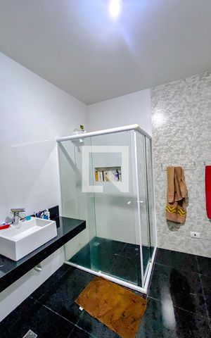 Casa à venda com 470m², 3 quartos e NaN vagasBanheiro da Suíte 3