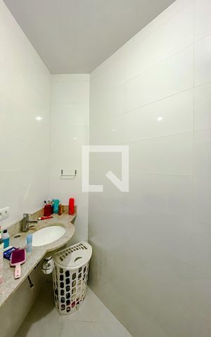 Casa à venda com 470m², 3 quartos e NaN vagasBanheiro da Suíte 2