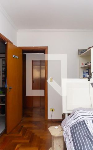 Apartamento à venda com 180m², 4 quartos e 3 vagas Apartamento à venda com 180m², 4 quartos e 3 vagasSuíte 2