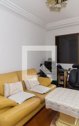 Apartamento à venda com 180m², 4 quartos e 3 vagas Apartamento à venda com 180m², 4 quartos e 3 vagasQuarto