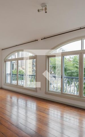 Apartamento à venda com 118m², 3 quartos e 1 vaga Apartamento à venda com 118m², 3 quartos e 1 vagaSala