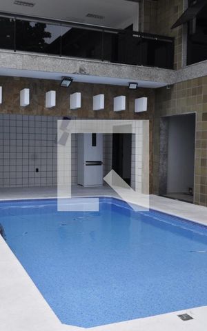 Casa à venda com 500m², 5 quartos e 5 vagasPiscina