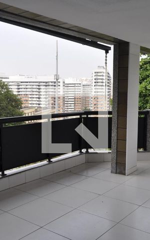 Casa à venda com 500m², 5 quartos e 5 vagasÁrea Externa