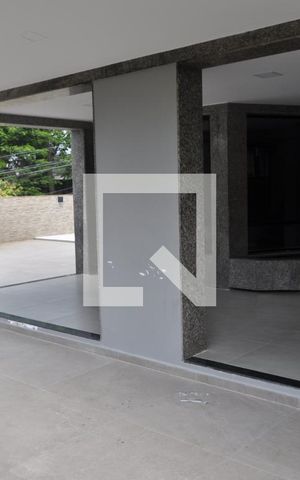 Casa à venda com 500m², 5 quartos e 5 vagasÁrea Externa