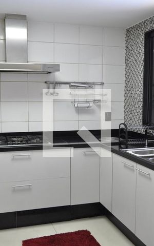 Casa à venda com 500m², 5 quartos e 5 vagasCozinha