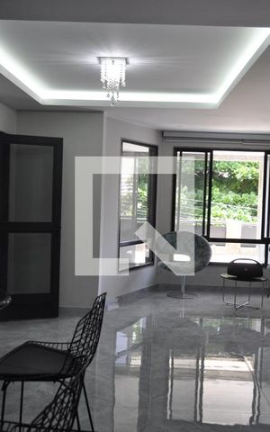 Casa à venda com 500m², 5 quartos e 5 vagasSala