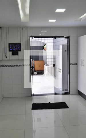Casa à venda com 500m², 5 quartos e 5 vagasCozinha