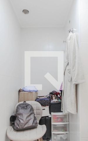 Apartamento para alugar com 65m², 2 quartos e 1 vaga Apartamento para alugar com 65m², 2 quartos e 1 vagaBanheiro da Suíte