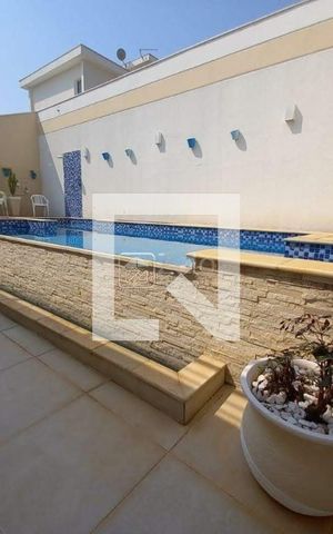 Casa à venda com 390m², 4 quartos e 4 vagas