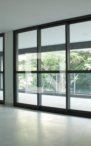 Apartamento à venda com 280m², 4 quartos e 4 vagasSala