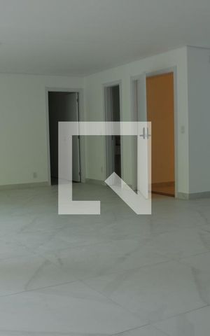 Apartamento à venda com 280m², 4 quartos e 4 vagasSala