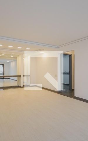 Apartamento à venda com 177m², 3 quartos e 2 vagas Apartamento à venda com 177m², 3 quartos e 2 vagasSala