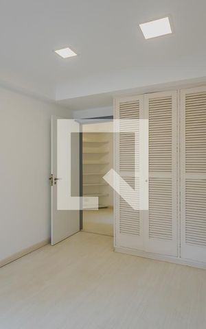 Apartamento à venda com 177m², 3 quartos e 2 vagas Apartamento à venda com 177m², 3 quartos e 2 vagasQuarto 2