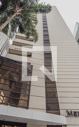 Studio para alugar com 33m², 1 quarto e 1 vaga Studio para alugar com 33m², 1 quarto e 1 vagaFachada