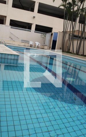 Apartamento à venda com 194m², 5 quartos e 3 vagasÁrea comum - Piscina