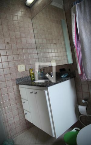 Apartamento à venda com 194m², 5 quartos e 3 vagasBanheiro da Suíte Cobertura