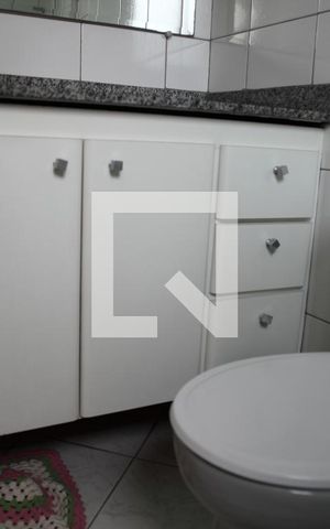 Apartamento à venda com 194m², 5 quartos e 3 vagasBanheiro da suíte