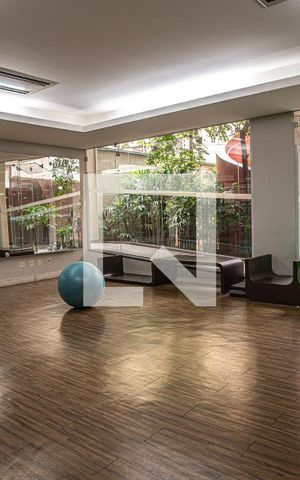 Studio para alugar com 35m², 1 quarto e 1 vaga Studio para alugar com 35m², 1 quarto e 1 vagaÁrea comum - Sala de ginástica