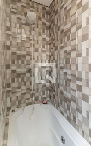 Apartamento à venda com 140m², 4 quartos e sem vaga Apartamento à venda com 140m², 4 quartos e sem vagaSuíte 1 - Banheiro 1