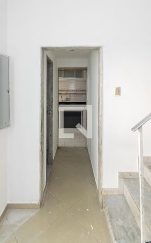 Casa à venda com 130m², 3 quartos e 1 vaga Casa à venda com 130m², 3 quartos e 1 vagaSala