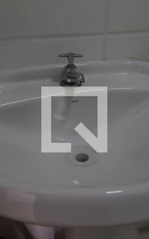 Apartamento para alugar com 24m², 1 quarto e sem vagaBanheiro